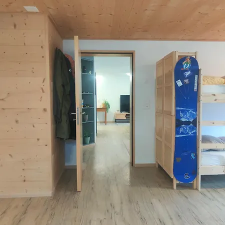 アパート Casa Leyu Mitten In Ruschein